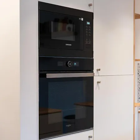 アパート 2-bedroom With Park View *
